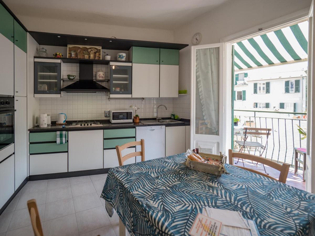 Recanissu Apartment With Balcony & Ac Вернаца Екстериор снимка